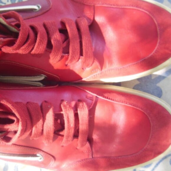 GUCCI Men\'s Red Leather Suede Hi High Top Sneakers 309520 Size 10.5 main image 11